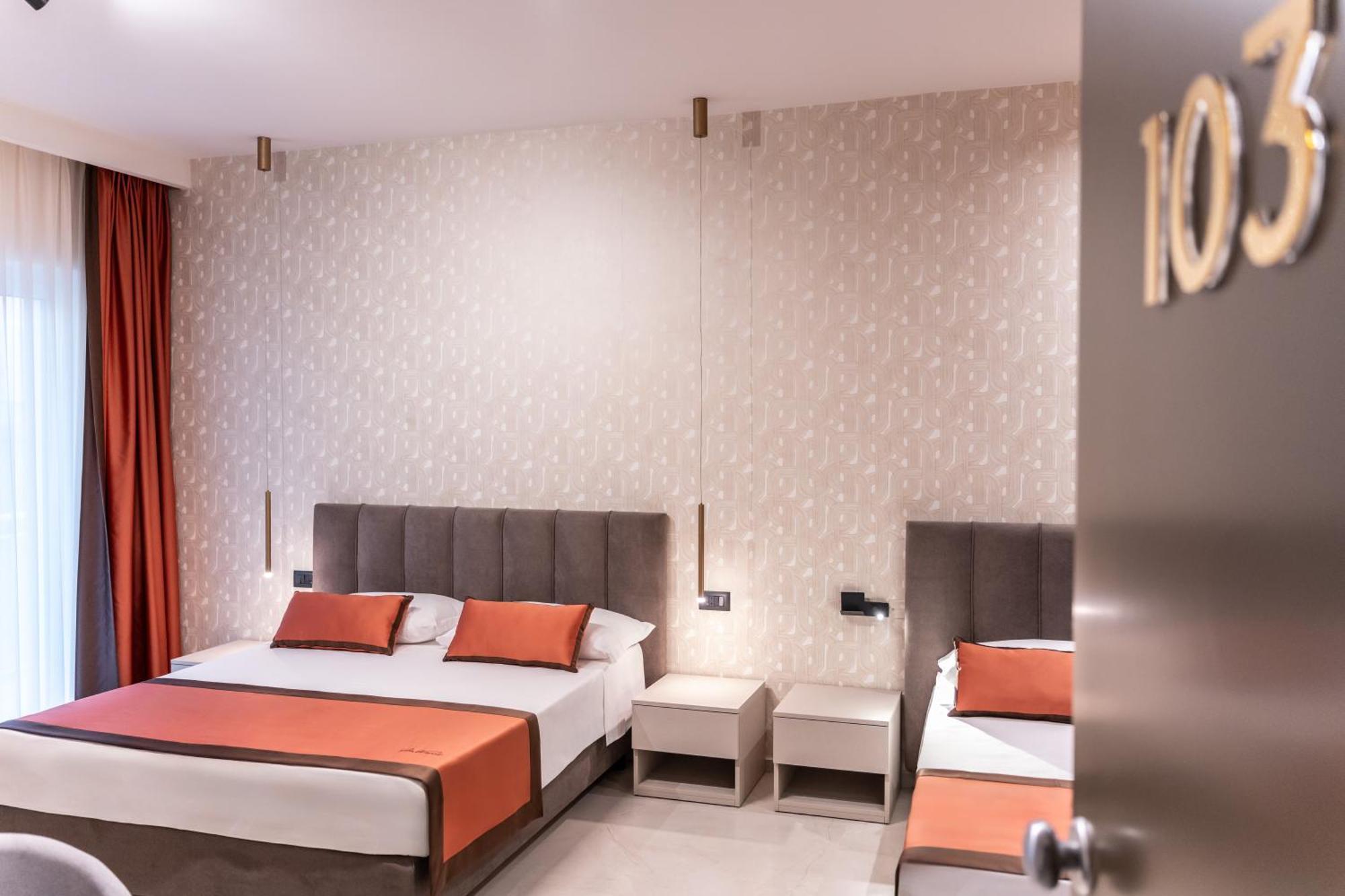 Ambrosia Room & Apartment Rossano Exterior foto
