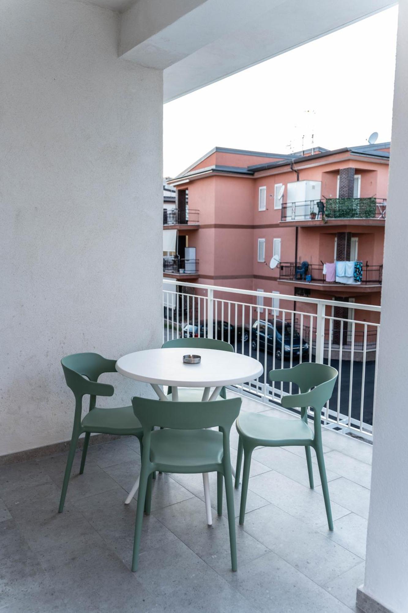 Ambrosia Room & Apartment Rossano Exterior foto